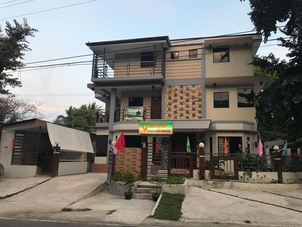 Gravino Pension House Oslob Buitenkant foto